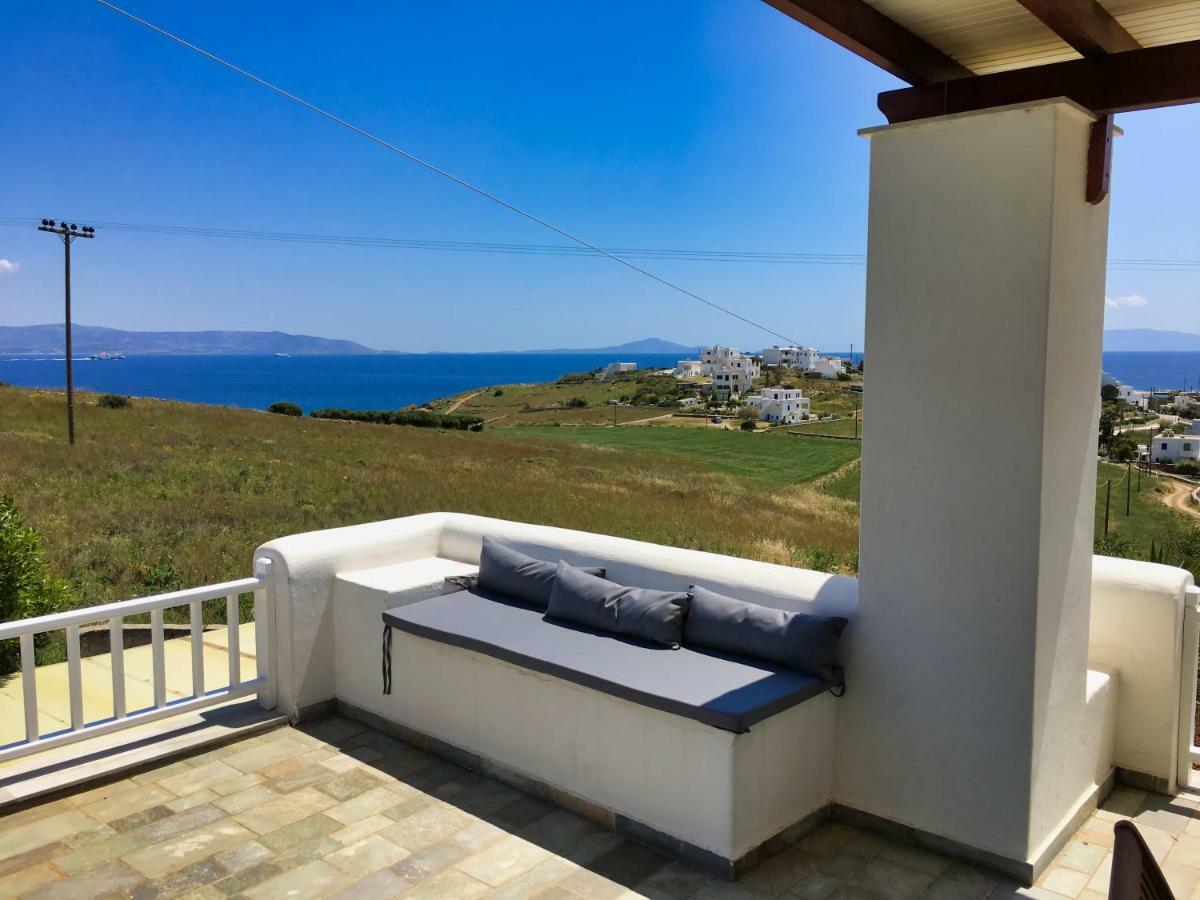 Anthoula'S Sea View Apartment Piso Livadi Dış mekan fotoğraf