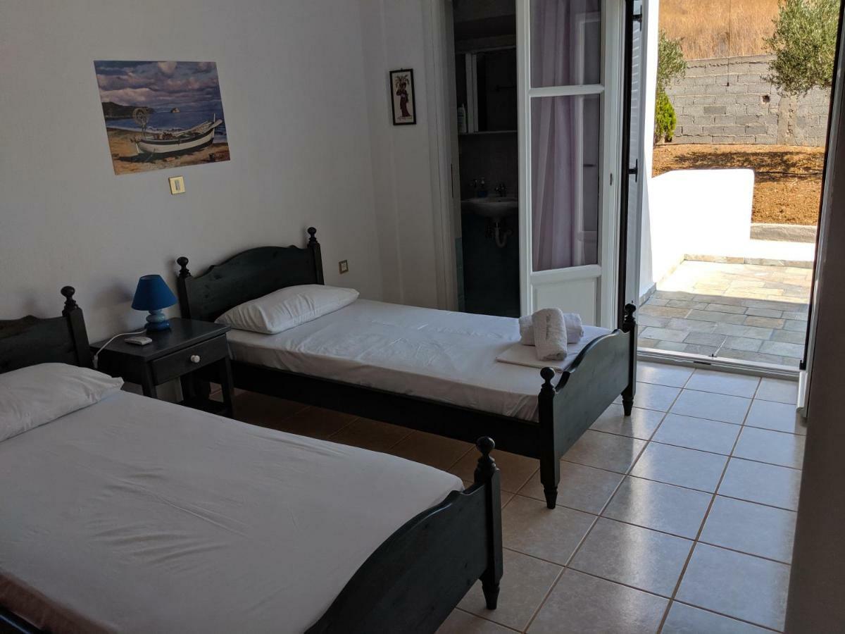 Anthoula'S Sea View Apartment Piso Livadi Dış mekan fotoğraf